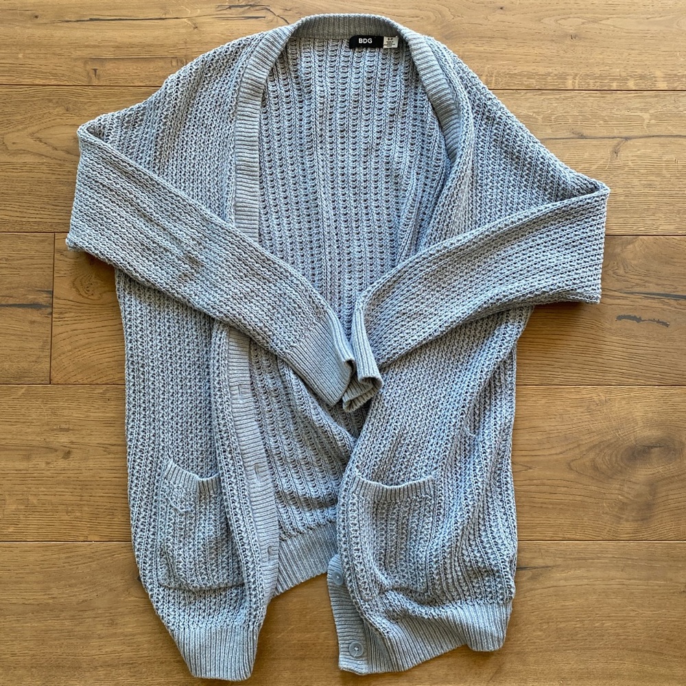 BDG grey cardigan